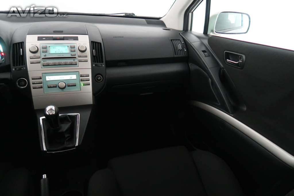 Foto inzerátu Toyota Corolla Verso 2.2 D-4D