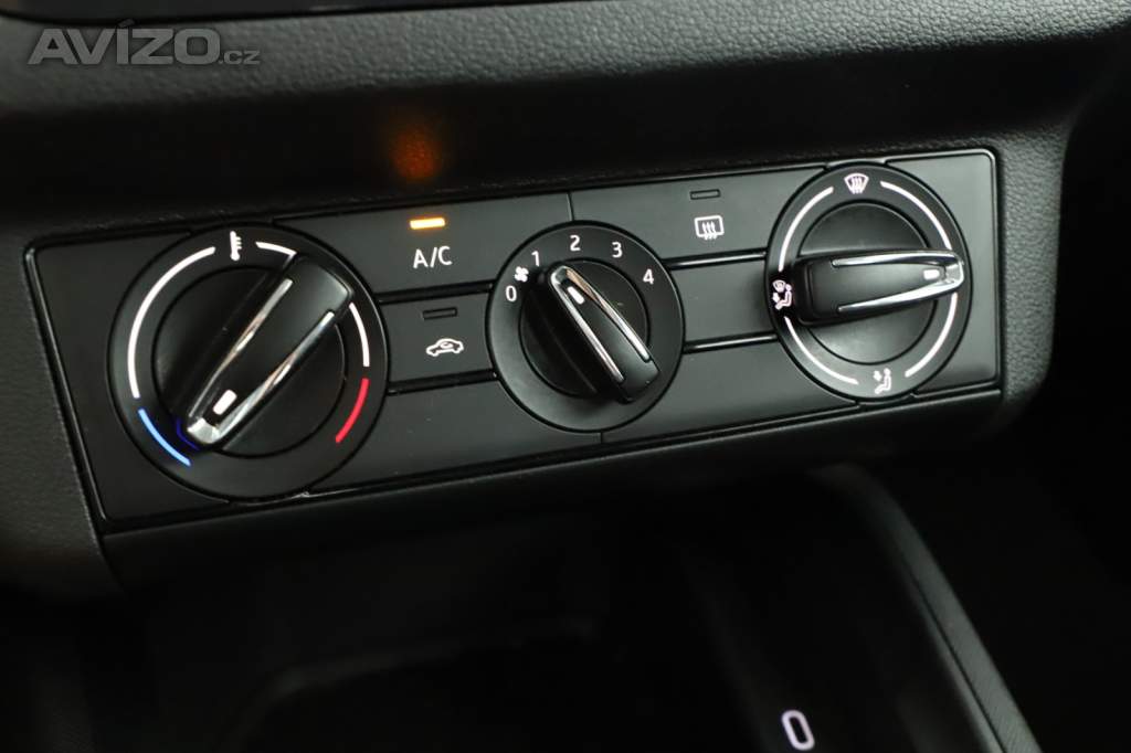 Foto inzerátu Skoda Kamiq 1.0 TSI