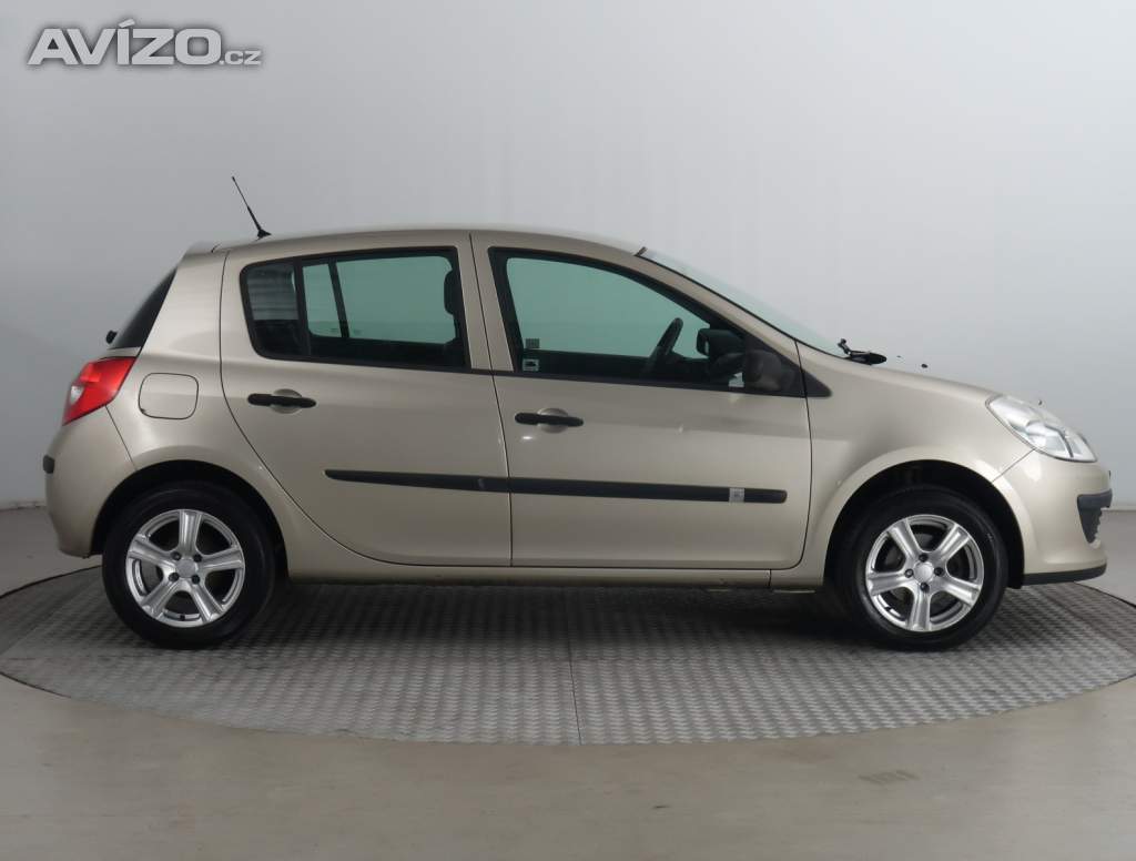 Foto inzerátu Renault Clio 1.2 16V