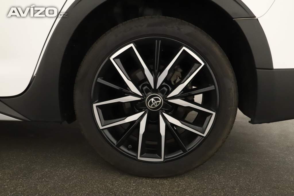 Foto inzerátu Toyota Corolla 1.8 Hybrid