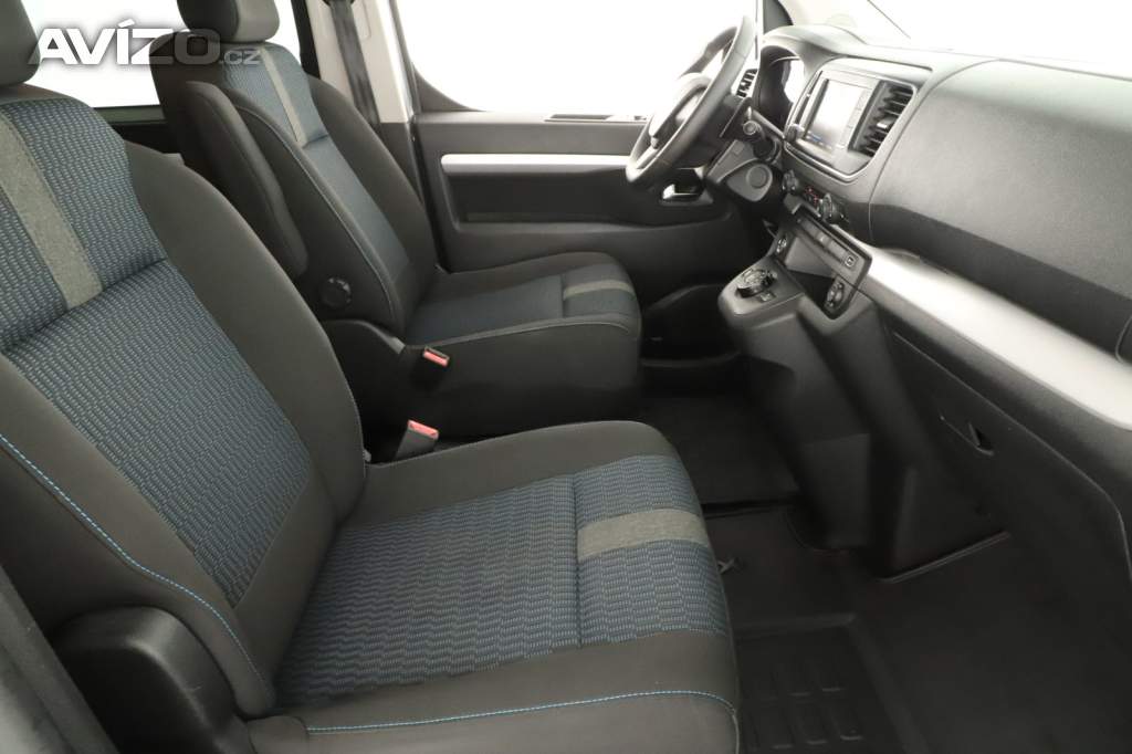Foto inzerátu Peugeot Traveller 2.0 BlueHDi