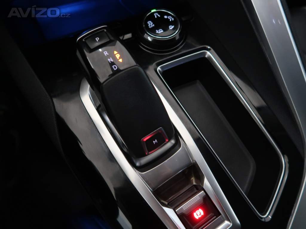 Foto inzerátu Peugeot 3008 1.5 BlueHDi