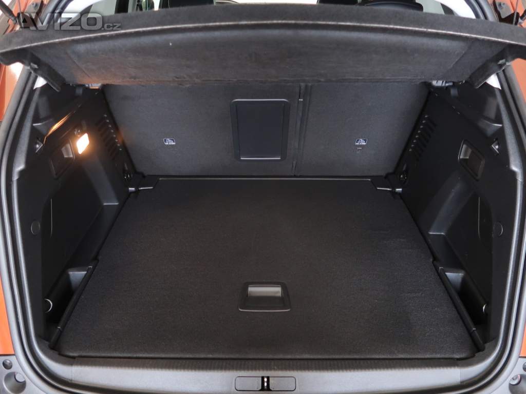 Foto inzerátu Peugeot 3008 1.5 BlueHDi