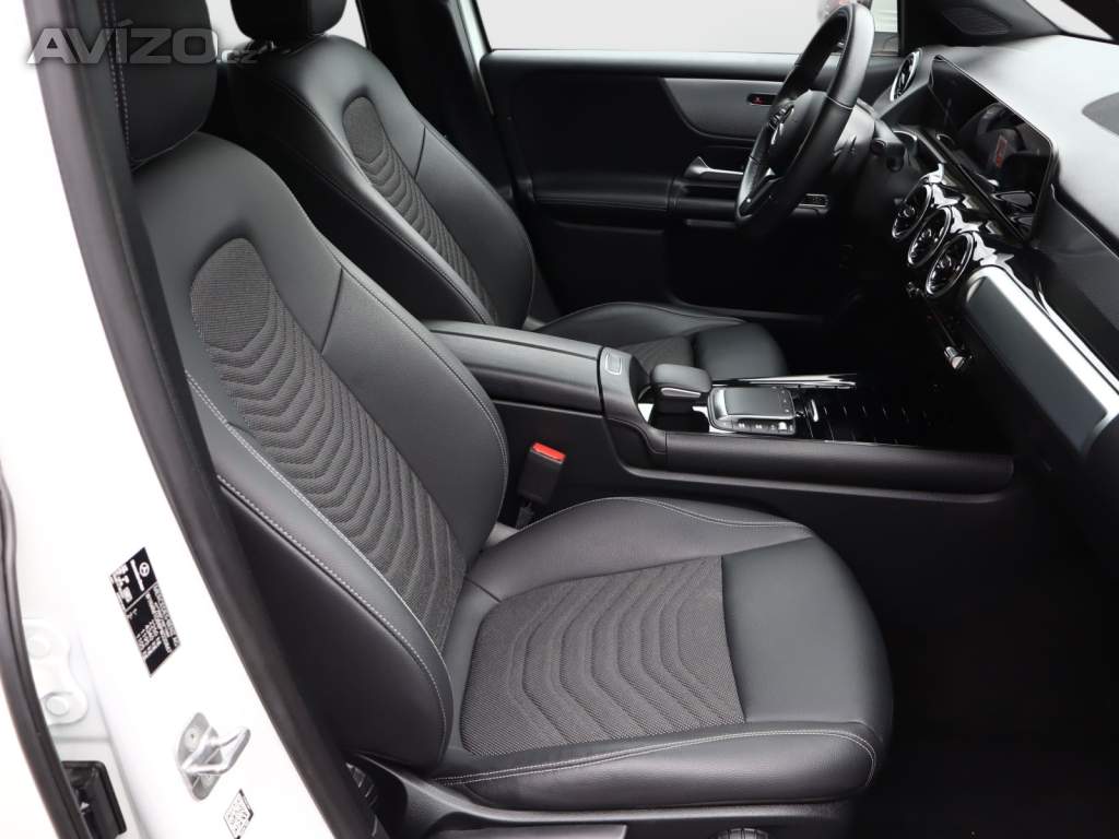 Foto inzerátu Mercedes GLB GLB 200 d 4MATIC