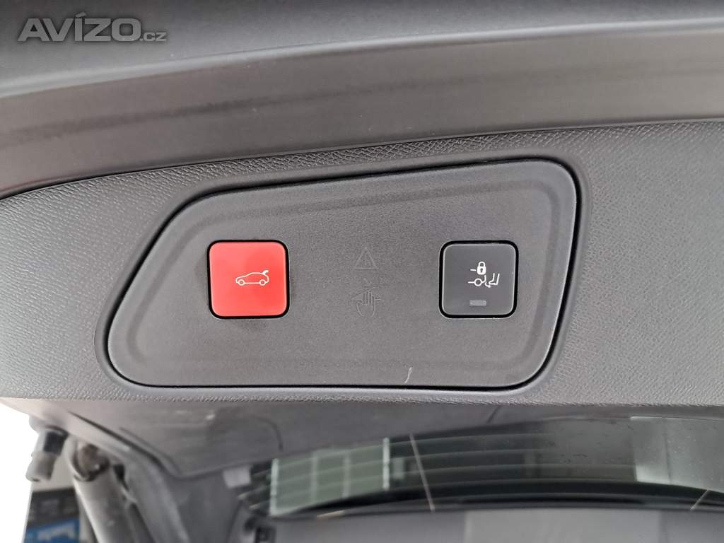 Foto inzerátu Peugeot 3008 1.2 PureTech