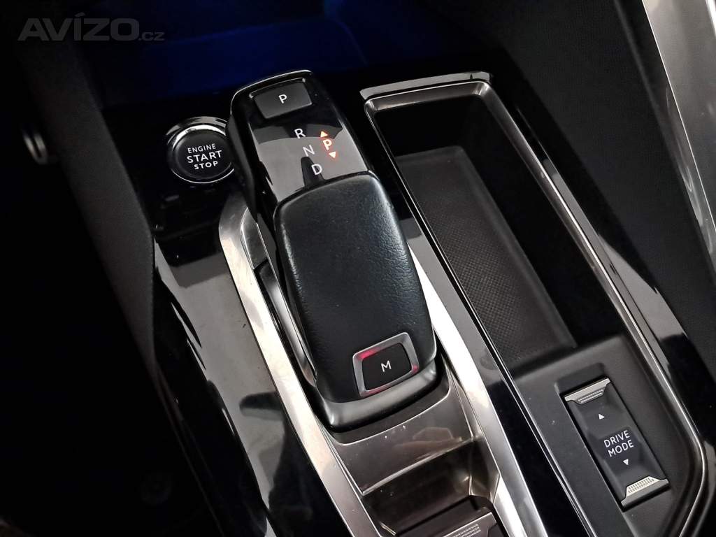 Foto inzerátu Peugeot 3008 1.2 PureTech