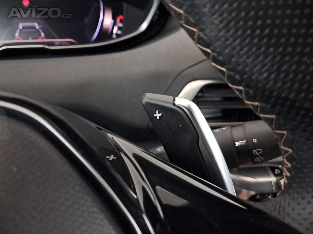 Foto inzerátu Peugeot 3008 1.2 PureTech
