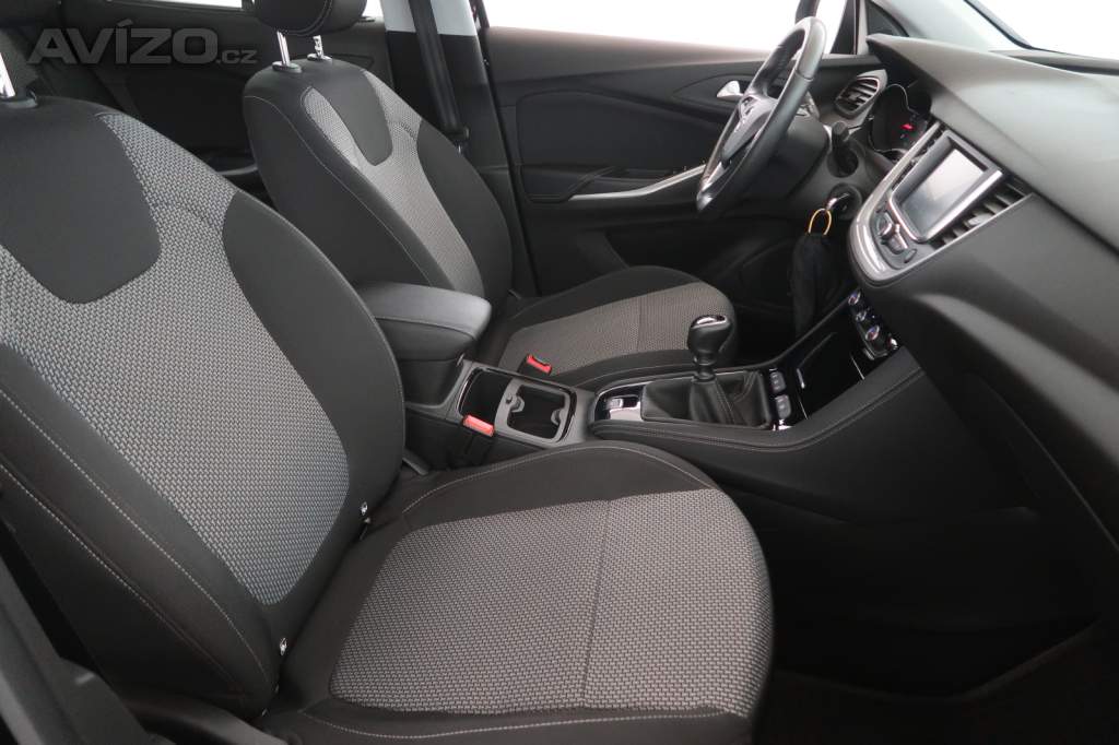 Foto inzerátu Opel Grandland 1.2 Turbo