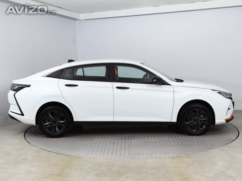 Foto inzerátu Dongfeng Shine 1.5