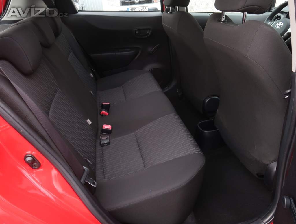 Foto inzerátu Toyota Yaris 1.0 VVT-i