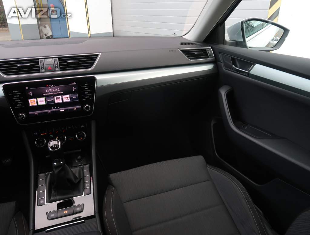 Foto inzerátu Skoda Superb 1.6 TDI