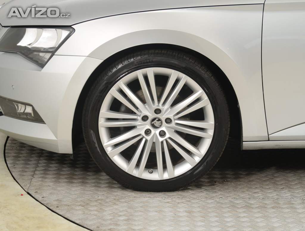 Foto inzerátu Skoda Superb 1.6 TDI