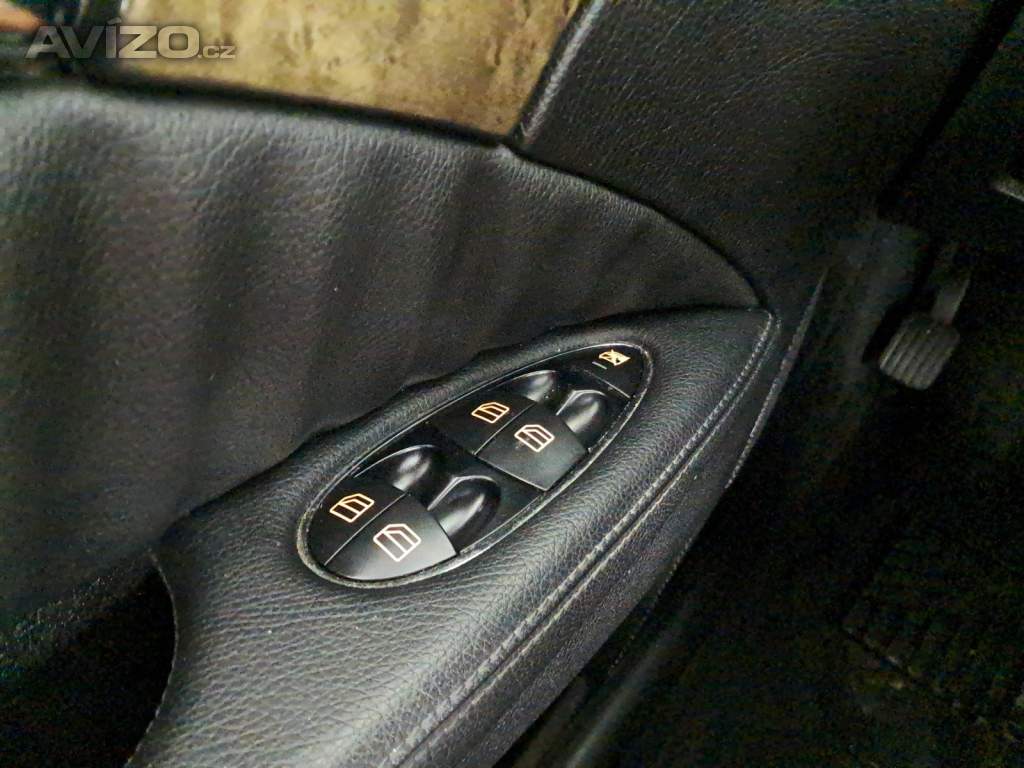 Foto inzerátu Mercedes E E 320 CDI