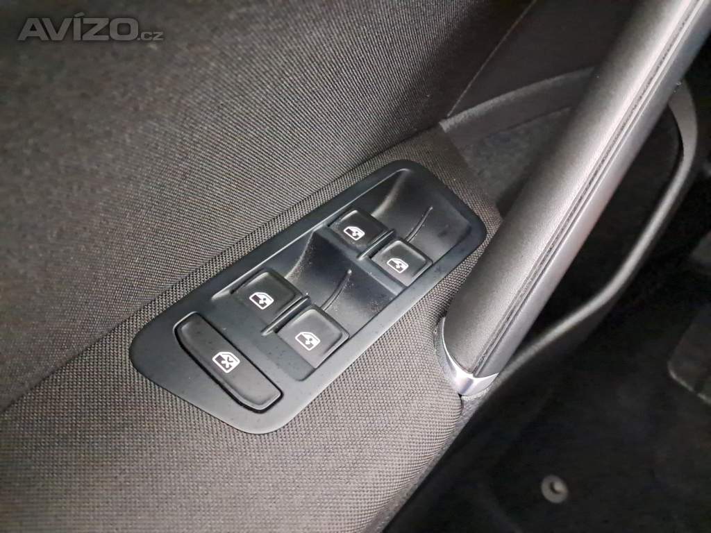 Foto inzerátu VW Golf 1.0 TSI