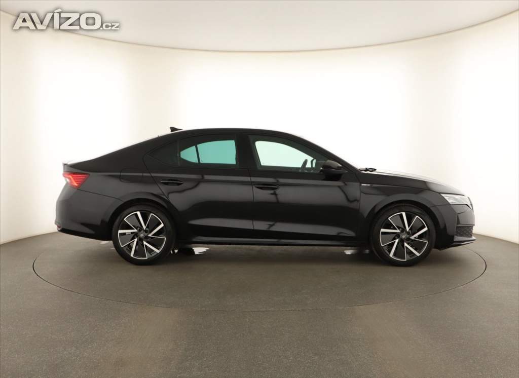 Foto inzerátu Skoda Octavia 1.5 eTSI mHEV