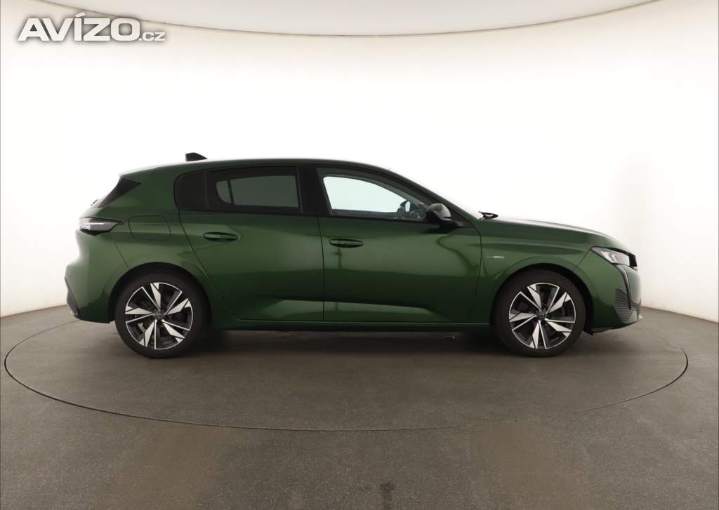 Foto inzerátu Peugeot 308 Hybrid 180