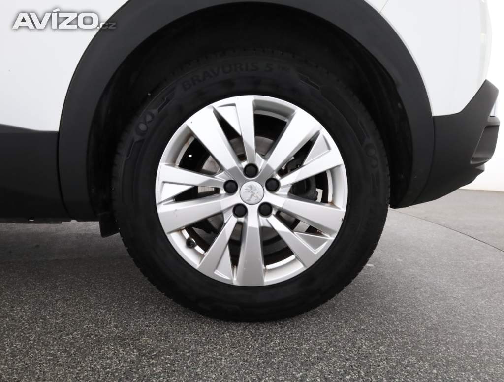 Foto inzerátu Peugeot 3008 1.2 PureTech