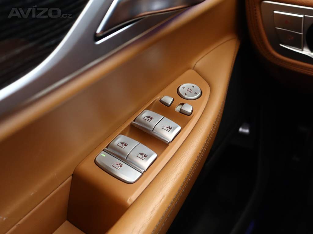 Foto inzerátu BMW 7 730d
