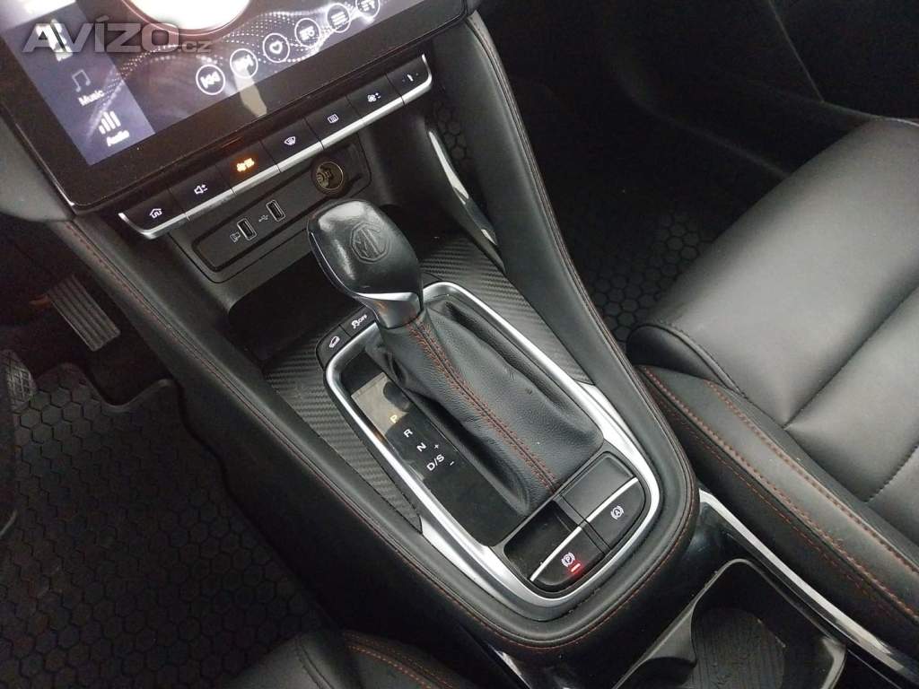 Foto inzerátu MG ZS SUV 1.0 Turbo