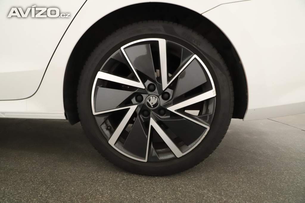 Foto inzerátu Skoda Octavia 1.5 eTSI mHEV