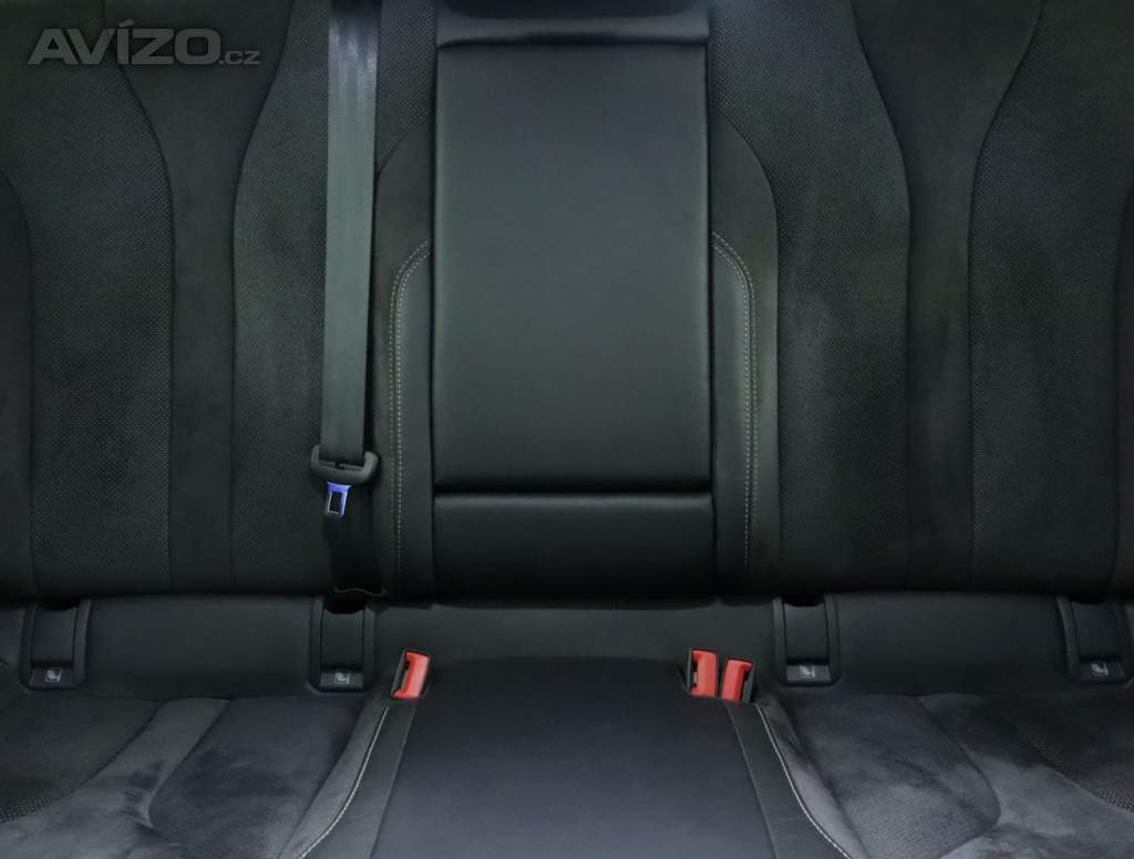 Foto inzerátu Skoda Enyaq iV 60 (62 kWh)