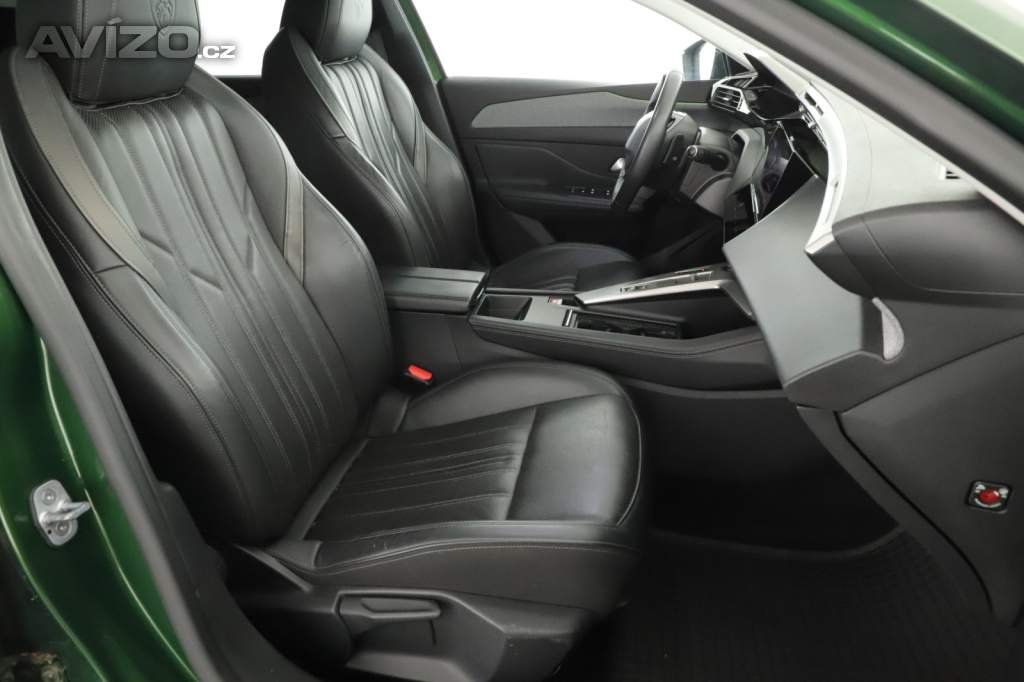 Foto inzerátu Peugeot 308 Hybrid 180