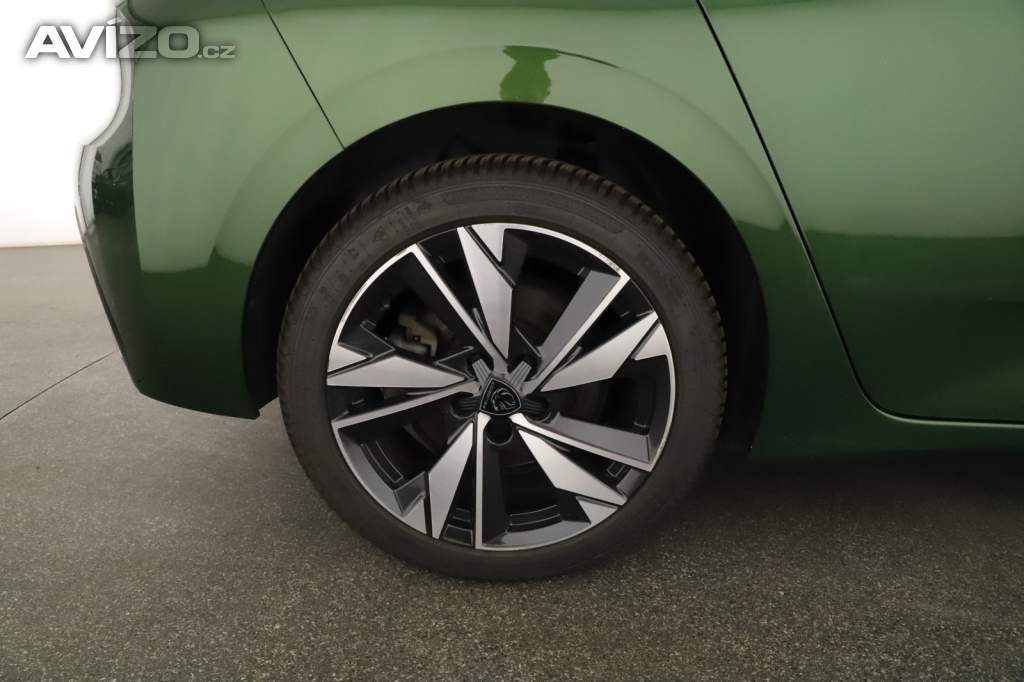 Foto inzerátu Peugeot 308 Hybrid 180