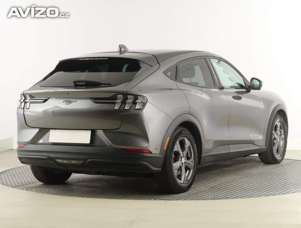 Foto inzerátu Ford Mustang Mach-E Standard Range RWD