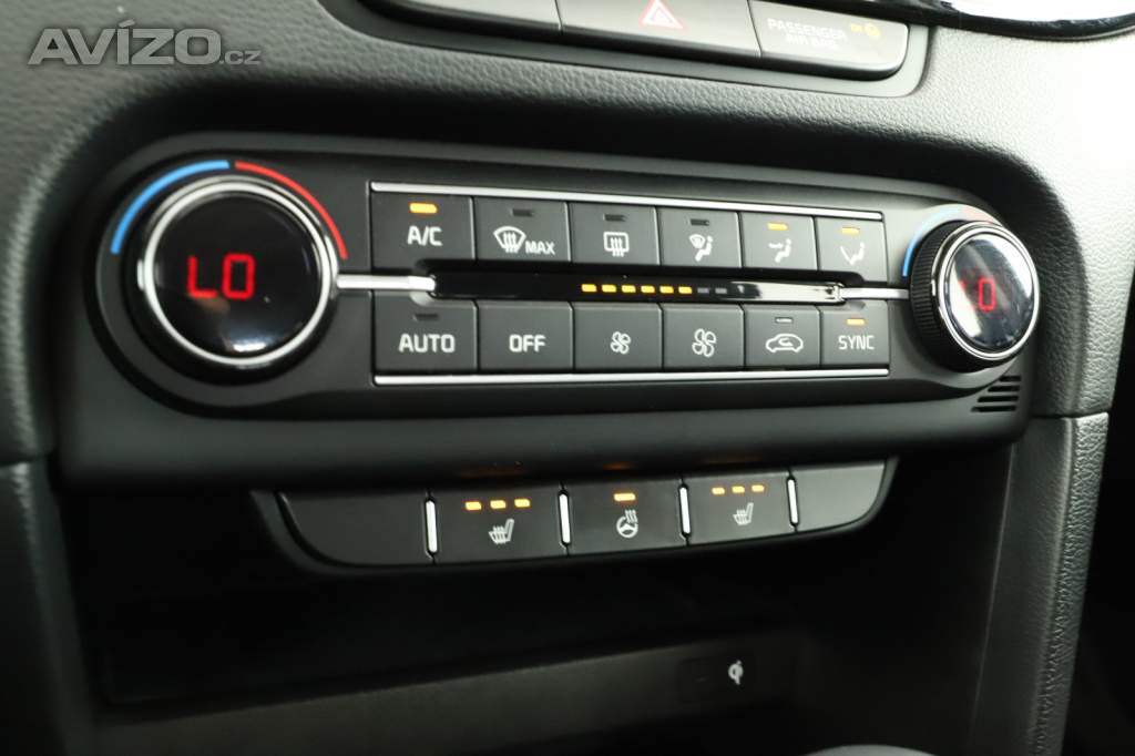 Foto inzerátu Kia XCeed 1.5 T-GDI