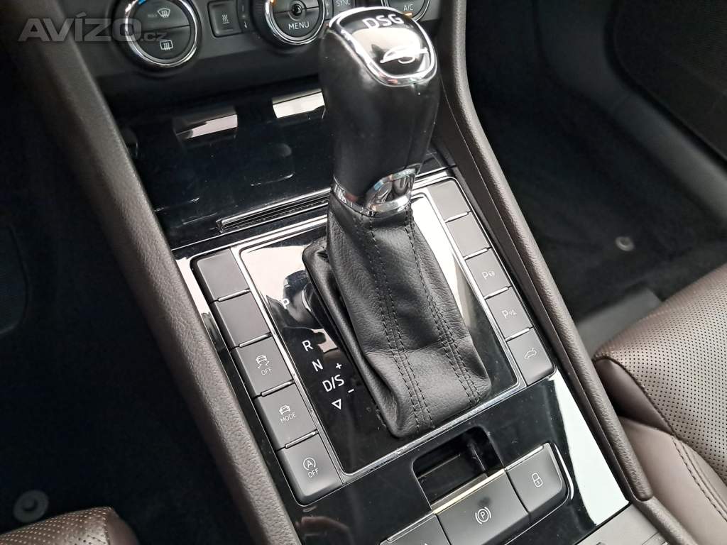 Foto inzerátu Skoda Superb 2.0 TDI 4x4