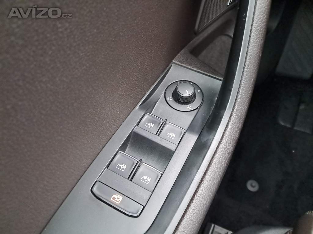 Foto inzerátu Skoda Superb 2.0 TDI 4x4