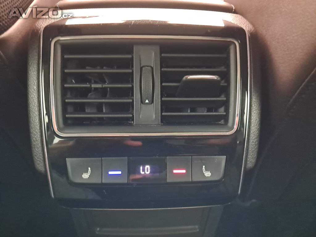 Foto inzerátu Skoda Superb 2.0 TDI 4x4