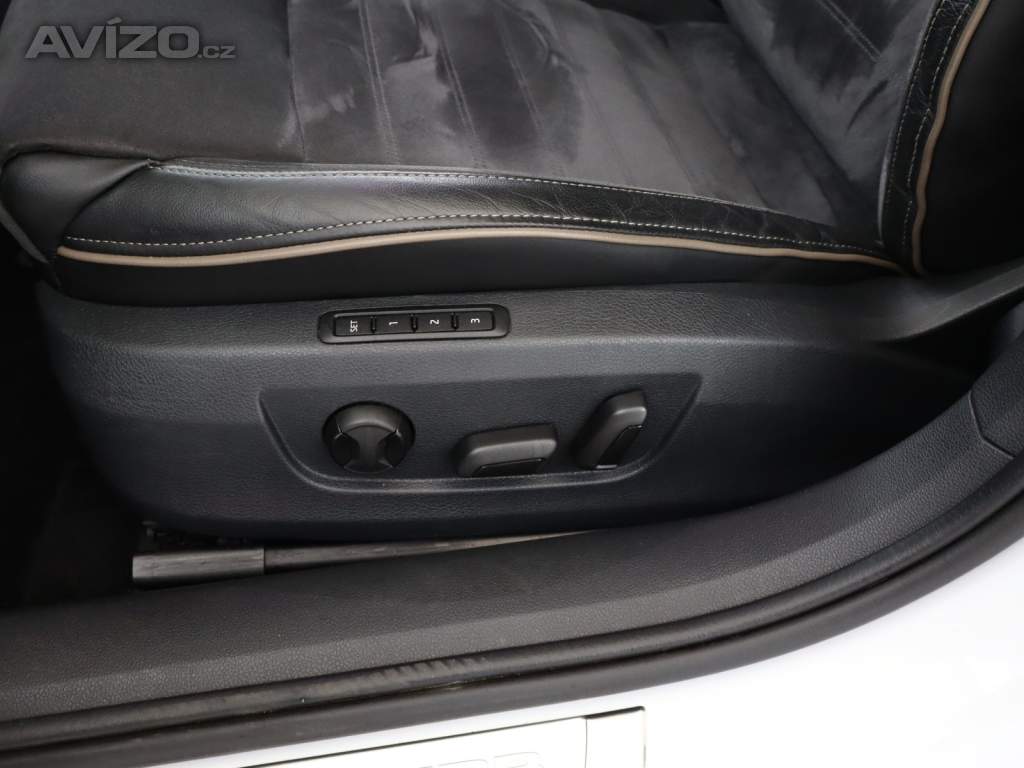 Foto inzerátu Skoda Superb 2.0 TDI