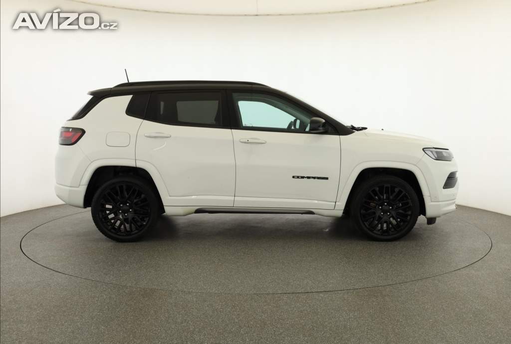 Foto inzerátu Jeep Compass 1.5 Turbo e-Hybrid