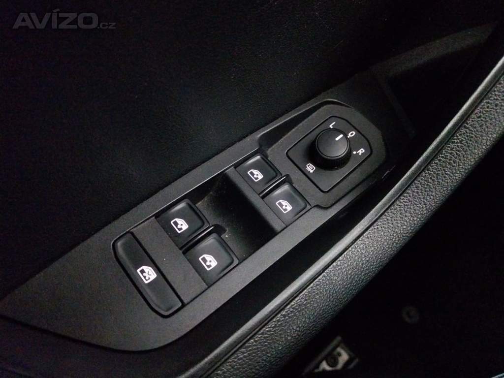 Foto inzerátu Skoda Karoq 1.5 TSI