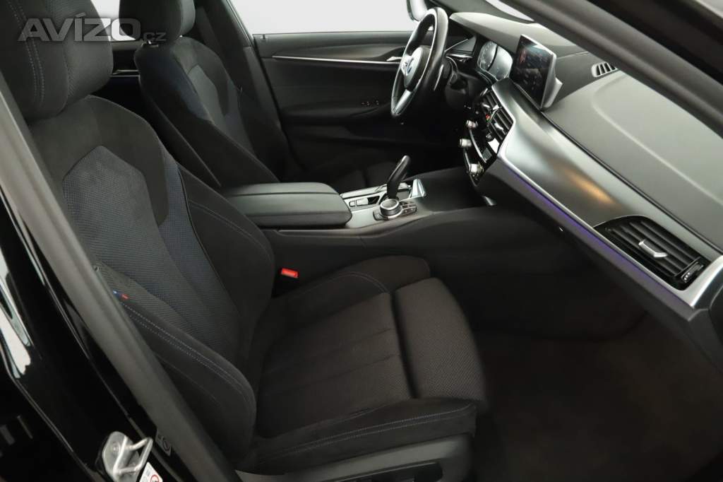 Foto inzerátu BMW 5 540i xDrive