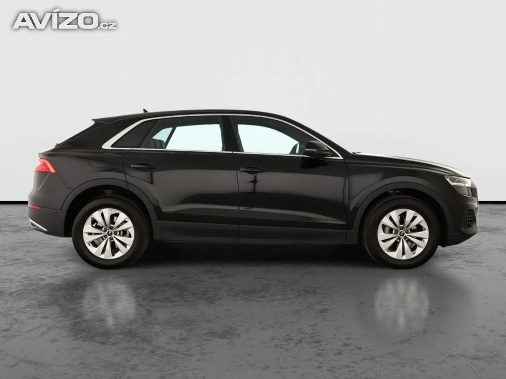 Foto inzerátu Audi Q8 55 TFSI