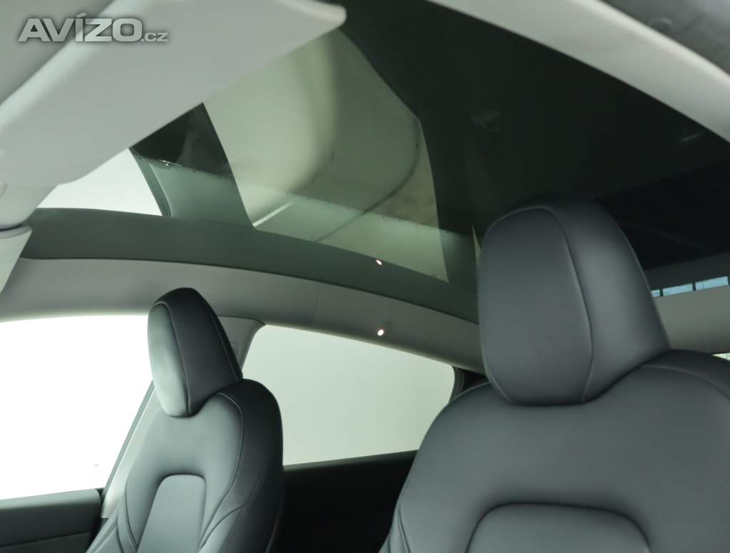 Foto inzerátu Tesla Model Y Long Range AWD 79kWh