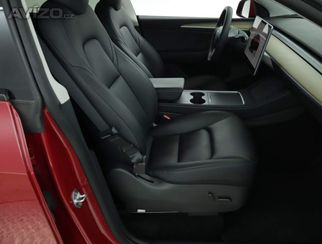 Foto inzerátu Tesla Model Y Long Range AWD 79kWh