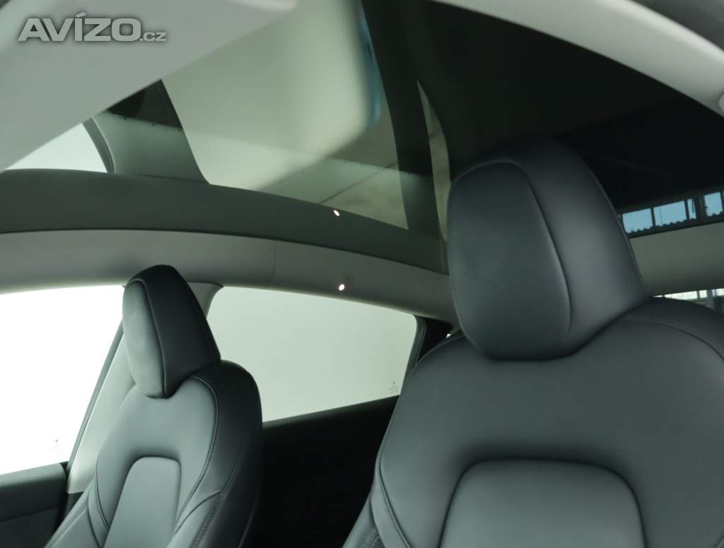 Foto inzerátu Tesla Model Y Long Range AWD 79kWh