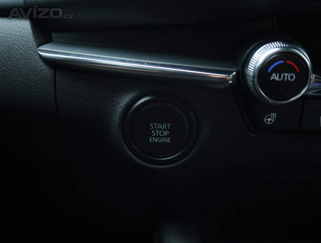Foto inzerátu Mazda 3 e-Skyactiv G140