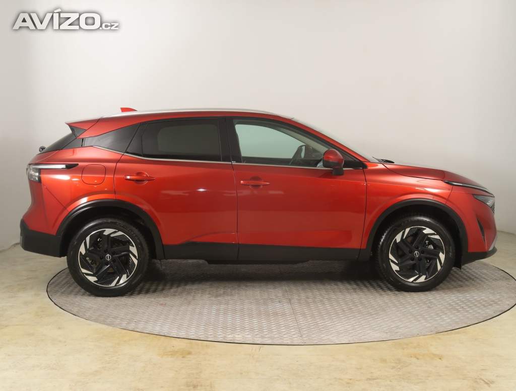 Foto inzerátu Nissan Qashqai 1.3 DIG-T MHEV