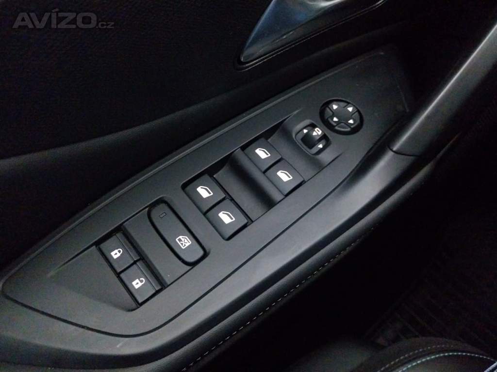 Foto inzerátu Peugeot 308 1.2 PureTech
