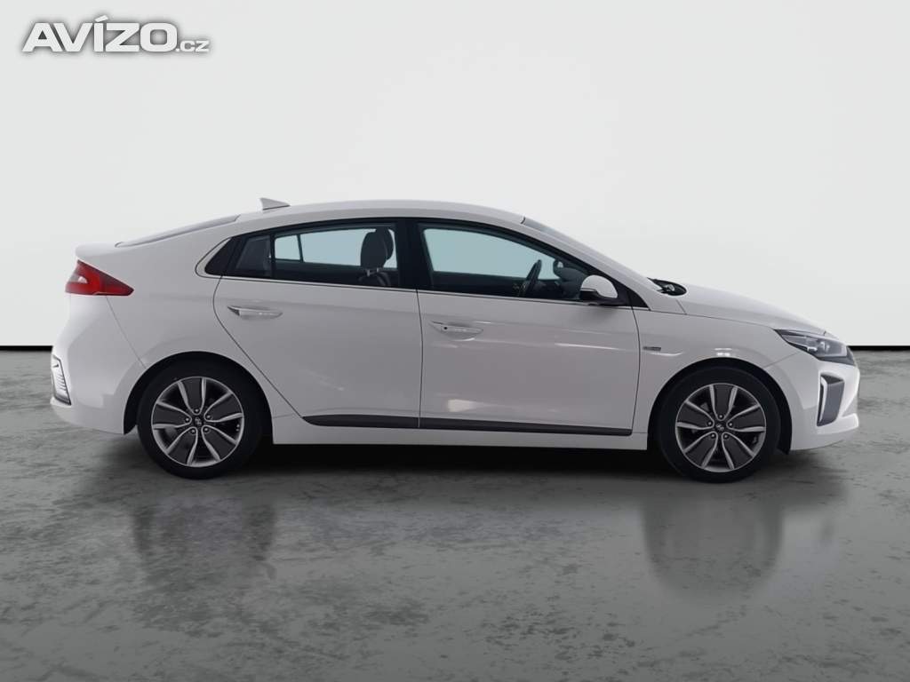 Foto inzerátu Hyundai Ioniq Hybrid