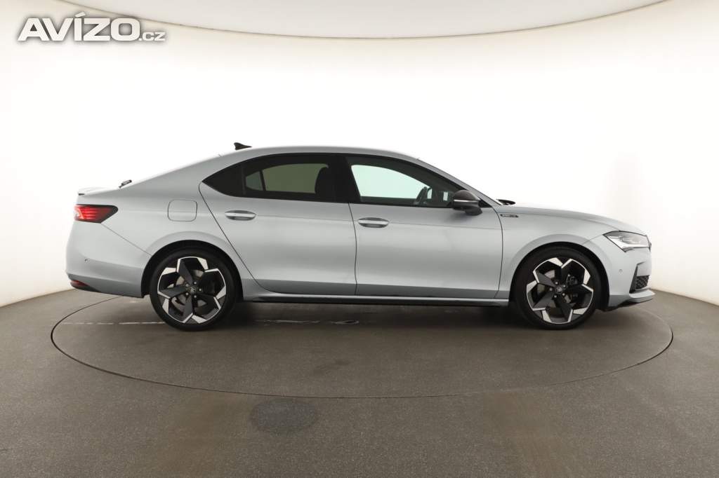 Foto inzerátu Skoda Superb 2.0 TDI