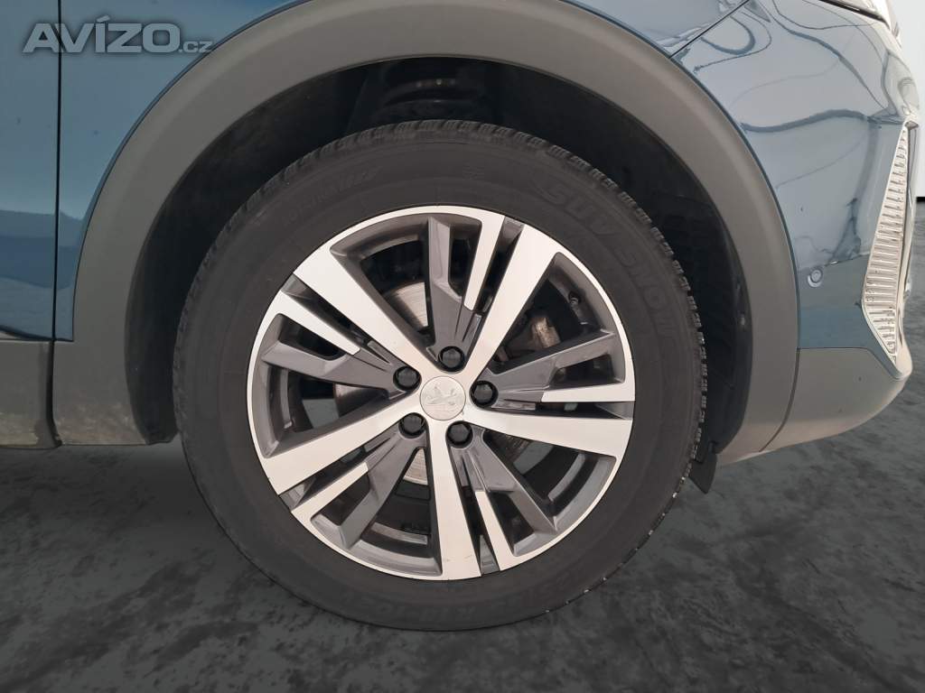 Foto inzerátu Peugeot 5008 PureTech 130