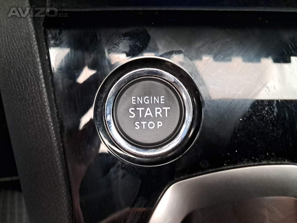 Foto inzerátu Peugeot 5008 PureTech 130