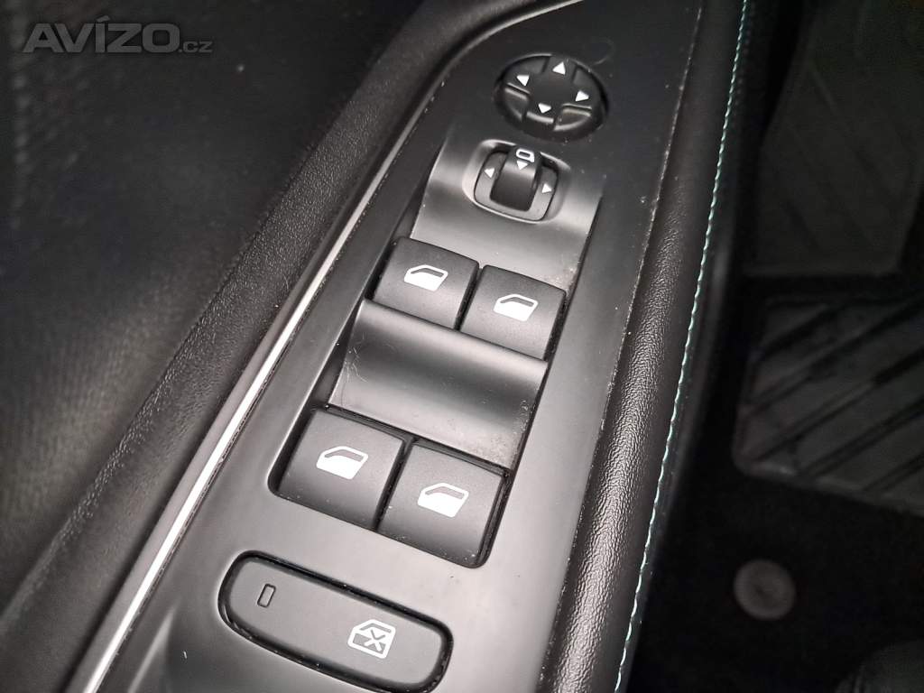 Foto inzerátu Peugeot 5008 PureTech 130