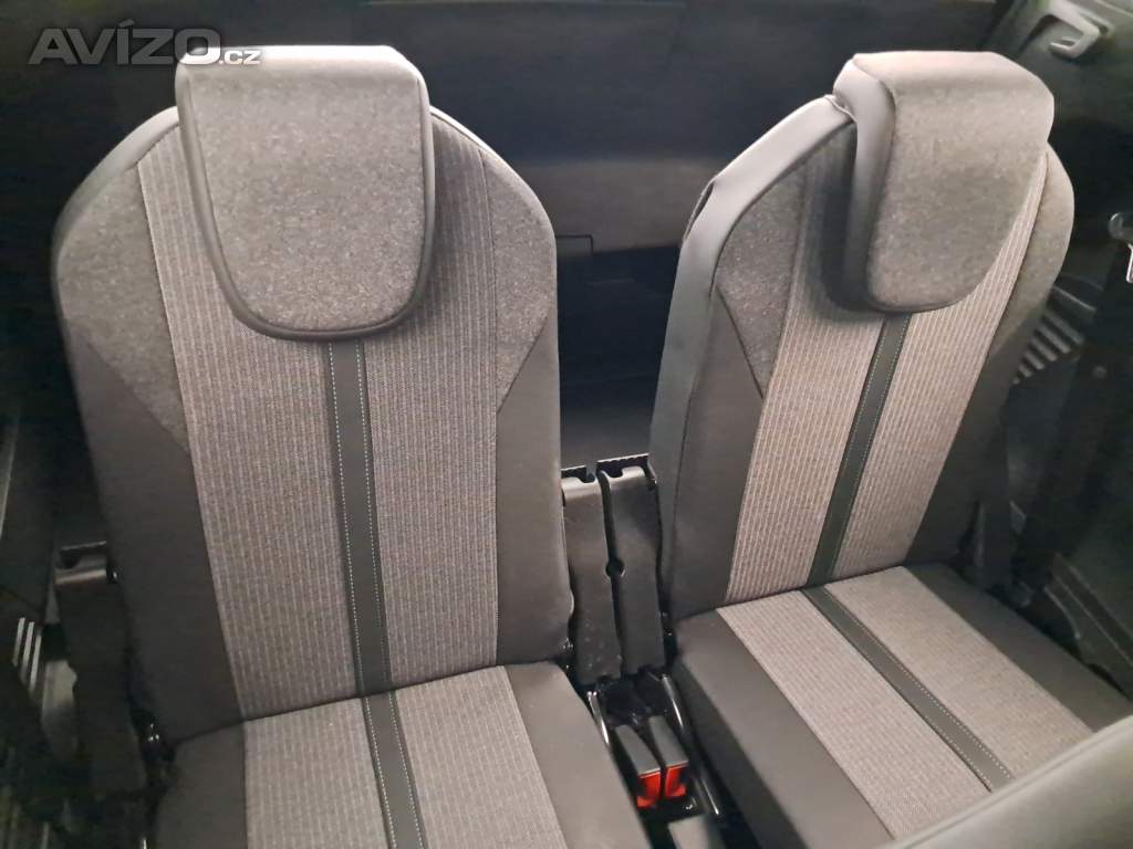 Foto inzerátu Peugeot 5008 PureTech 130
