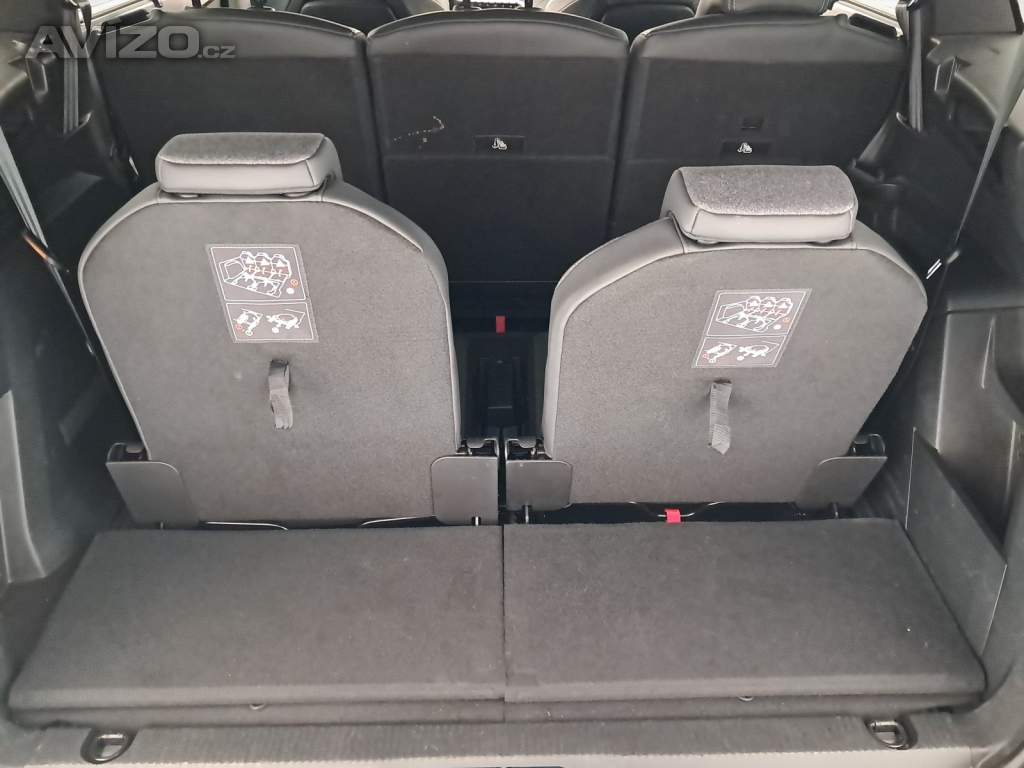 Foto inzerátu Peugeot 5008 PureTech 130